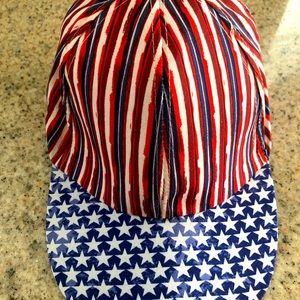 STARS & STRIPES HAT-NEW w/TAGS